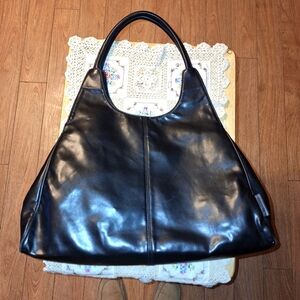 Comoditee Faux Leather Shoulder Bag NWOT